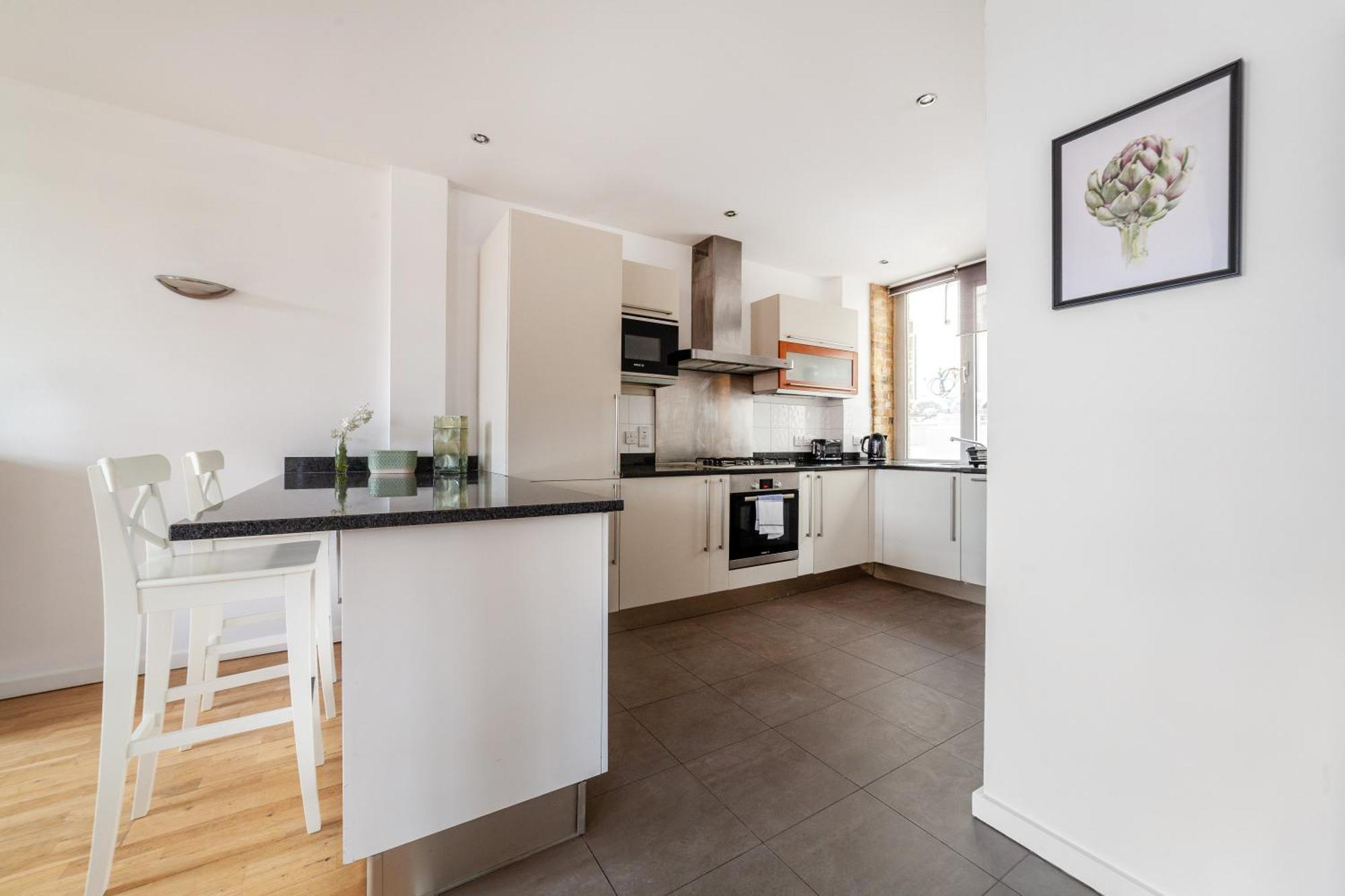 Elegance & Chic Design - 2-Bedroom Haven London Luaran gambar
