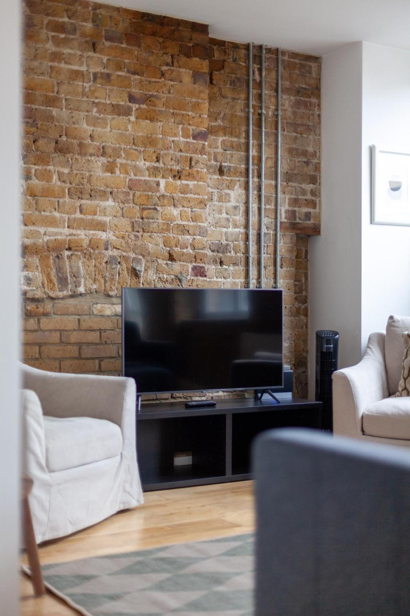 Elegance & Chic Design - 2-Bedroom Haven London Luaran gambar