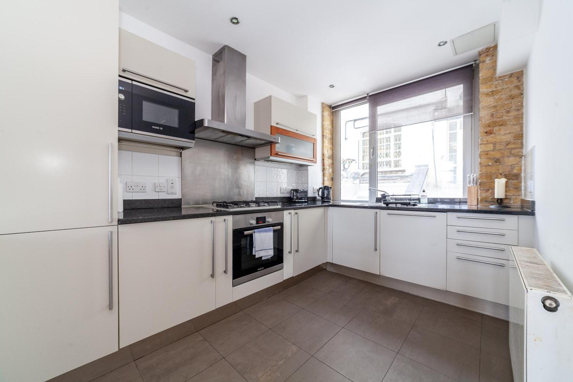 Elegance & Chic Design - 2-Bedroom Haven London Luaran gambar