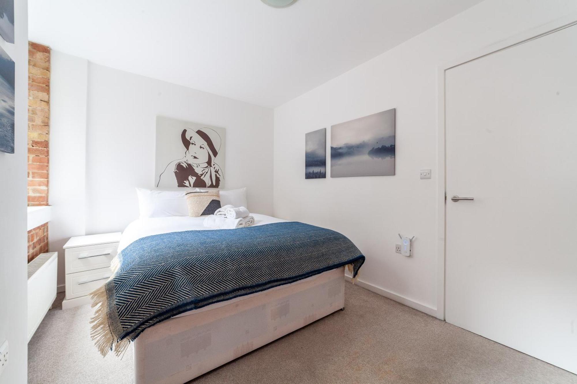 Elegance & Chic Design - 2-Bedroom Haven London Luaran gambar